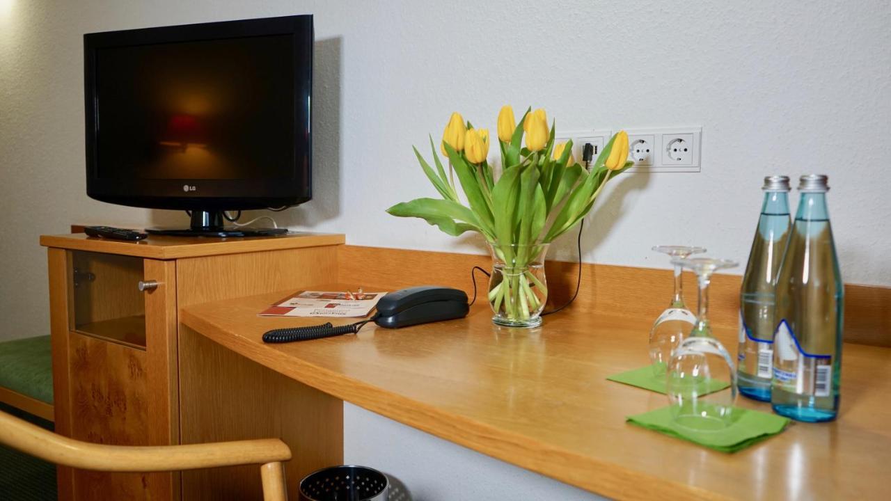 Landhotel Guenzburg Kupferzell Экстерьер фото